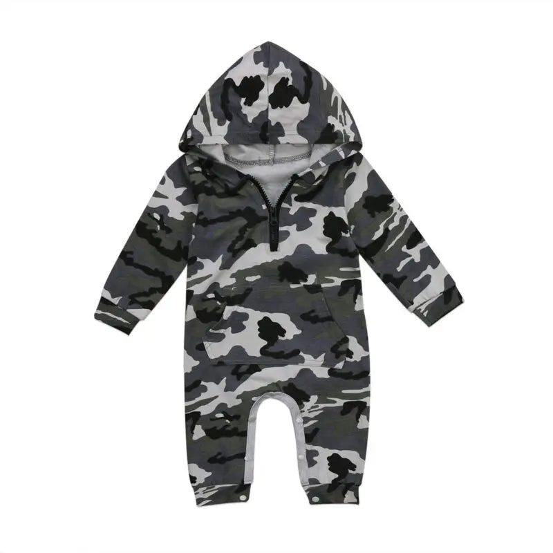 Une pièce Bébé Garçon Camouflage